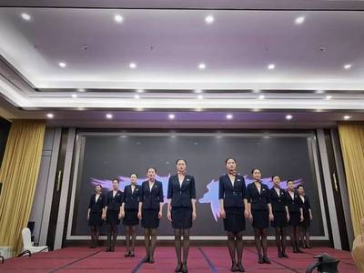 把握服務(wù)精髓 提升服務(wù)技能——河南省黃河迎賓館VIP會(huì)議與客房服務(wù)骨干培訓(xùn)班圓滿(mǎn)落幕